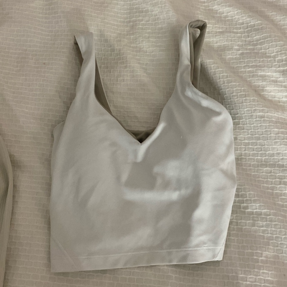 Size 0 lululemon tank
